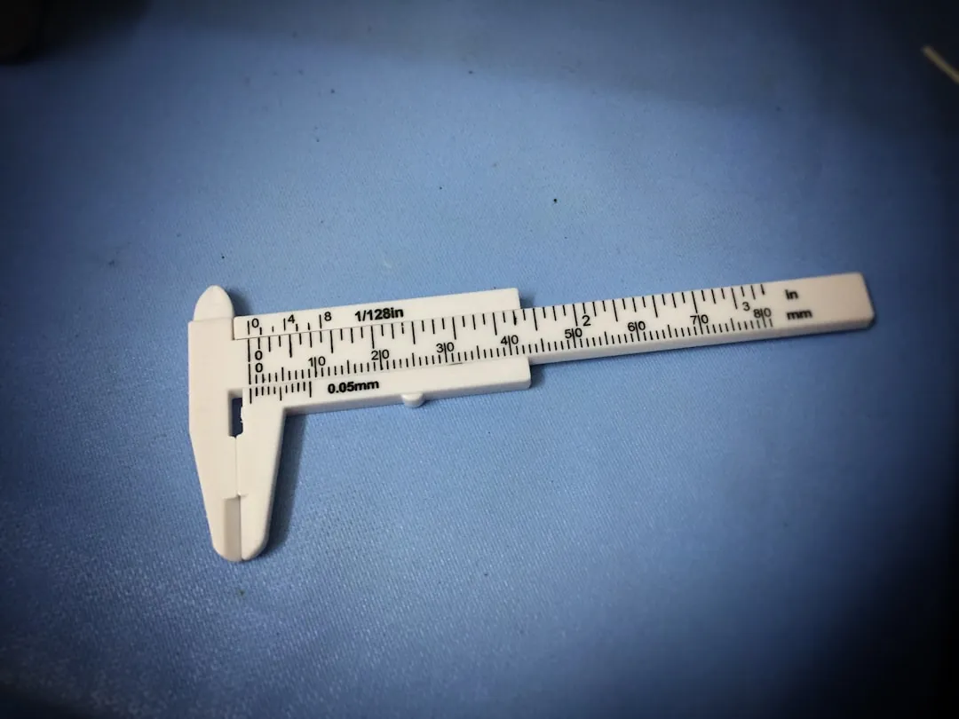 冬瓜去皮机与多功能切菜机协同作业的产线优化方案设计